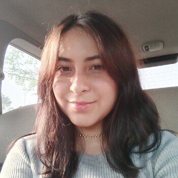 Alejandra smiles with gratitude for the combination of academic and spiritual learning at BYU-Pathway.