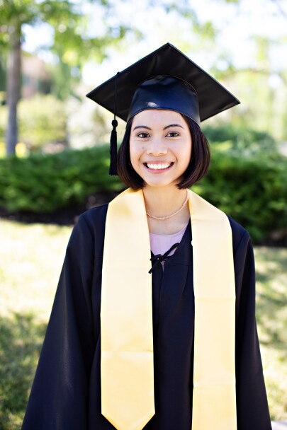 00456_2023_July_19_BYU-Idaho_Graduation_Portraits copy.jpg